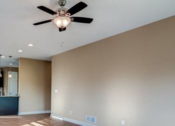 Pembrook Apartments Ceiling Fan - Amenities Image